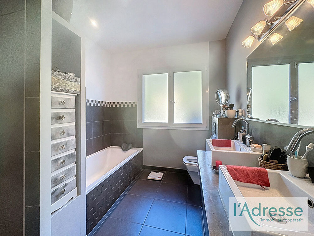 � vendre  Maison Afa (20167)