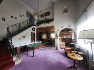  Maison � vendre 10 pi�ces 295 m�