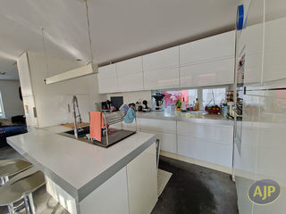  Maison � vendre 5 pi�ces 140 m�