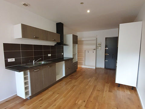   Appartement T2 en centre-ville Appartement - 2 pi�ce(s) - 45 m�