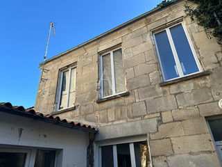  Immeuble � vendre 15 + pi�ces 330 m�