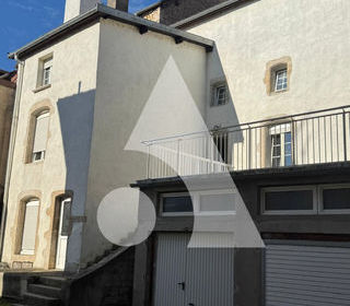  Immeuble � vendre 14 pi�ces 121 m�