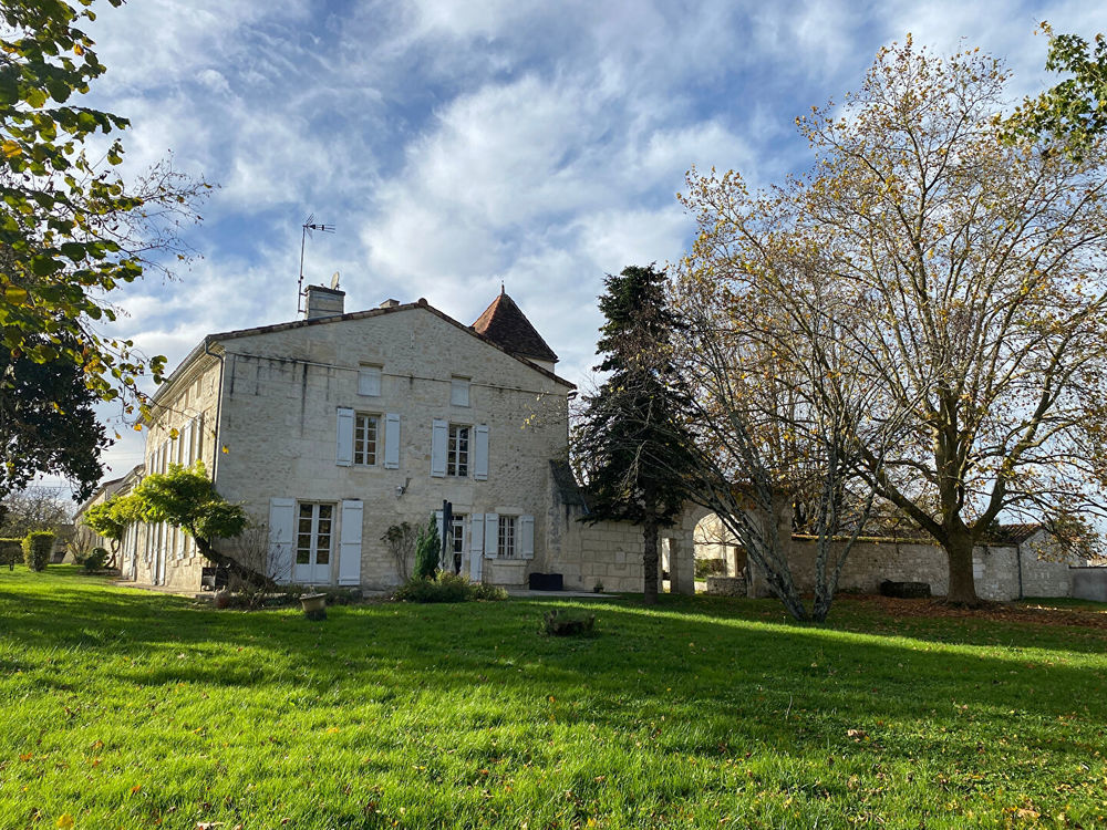 � vendre  Maison Angoul�me (16000)