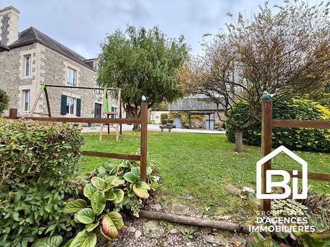   SECTEUR  VILLERS-BOCAGE - Maison en Pierre - 7 pi�ces 165 m2 Maison - 7 pi�ce(s) - 160 m�