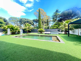  Maison � vendre 6 pi�ces 165 m�