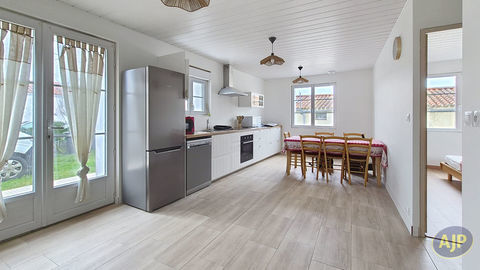   Maison Meubl�e JARD SUR MER Maison - 3 pi�ce(s) - 64 m�