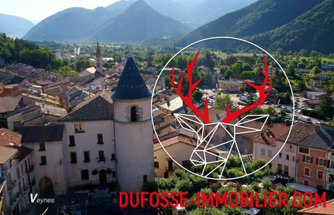   Maison traditionnelle de 6 pi�ces � vendre � Veynes, entour�e de nature Maison - 6 pi�ce(s) - 300 m�