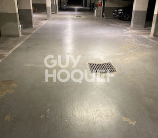  Parking / Garage � vendre 