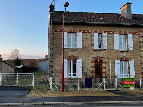   Maison avec d�pendance Maison - 5 pi�ce(s) - 140 m�