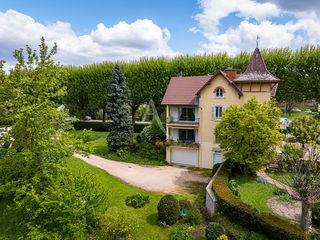  Villa � vendre 8 pi�ces 200 m�