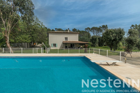   A VENDRE ! Maison 170 m� avec piscine et garage + appartement ind�pendant 80 m� � Callas Maison - 7 pi�ce(s) - 250 m�