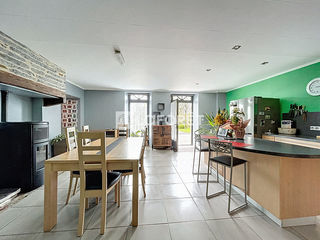  Maison � vendre 9 pi�ces 240 m�