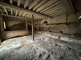  Remise / Grange � vendre 3 pi�ces 550 m�