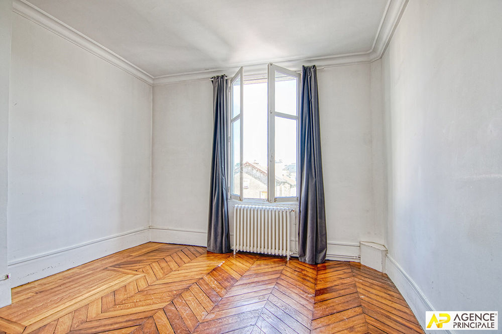 � vendre  Appartement Versailles (78000)