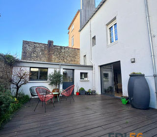  Maison � vendre 7 pi�ces 210 m�