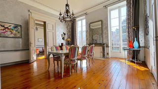  Immeuble � vendre 15 + pi�ces 758 m�