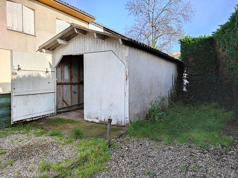   A vendre immeuble avec 2 appartements � Pomerol Maison - 11 pi�ce(s) - 146 m�