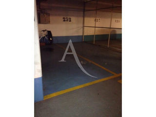  Parking / Garage � louer 