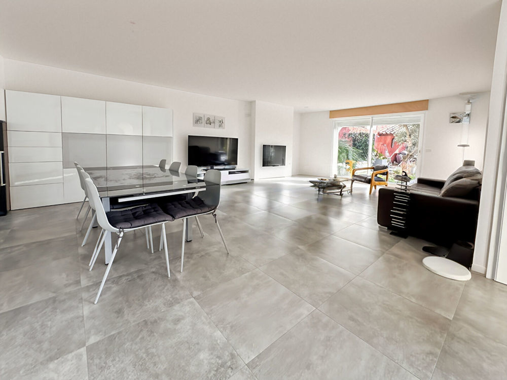 � vendre  Maison Plan-de-Cuques (13380)