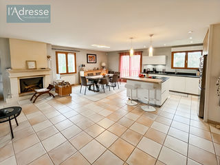  Maison � vendre 7 pi�ces 140 m�