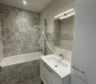  Maison � louer 5 pi�ces 100 m� Fontenay le comte