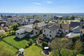  Maison � vendre 14 pi�ces 335 m�