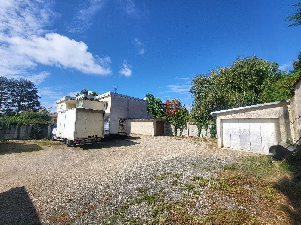 � vendre  Maison Ch�tillon-sur-Chalaronne (01400)