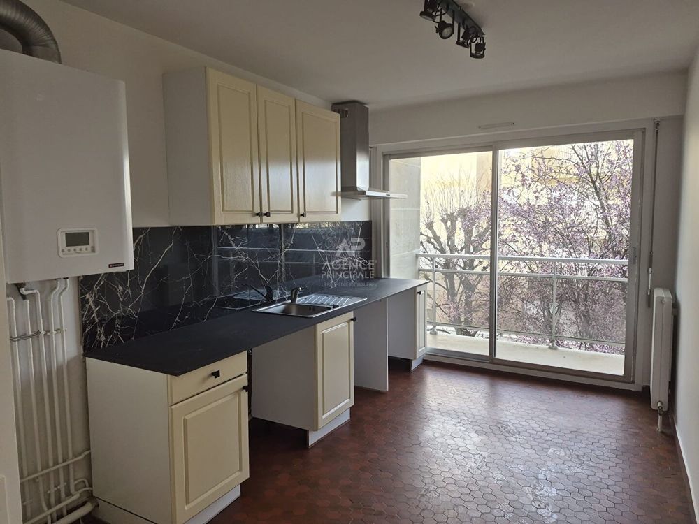 � vendre  Appartement Saint-Germain-en-Laye (78100)