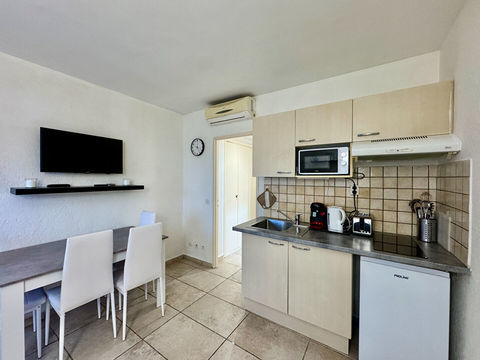   Appartement meubl� 19 m� - Le Pontet centre Appartement - 1 pi�ce(s) - 19 m�