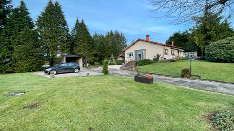   Maison Bains Les Bains 4 pi�ce(s) 80 m2 Maison - 4 pi�ce(s) - 92 m�