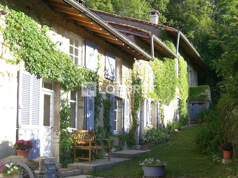   Maison Montfleur 8 pi�ces 140.96 m2 Maison - 8 pi�ce(s) - 141 m�