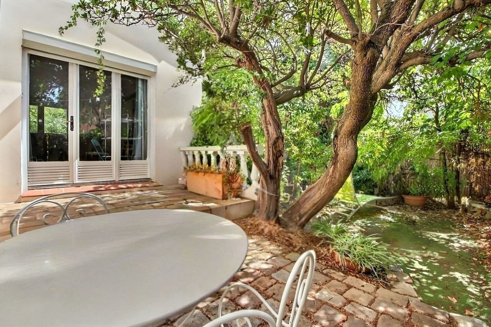 � vendre  Maison Carqueiranne (83320)