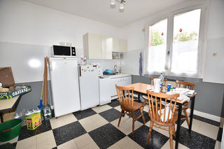  Maison � vendre 10 pi�ces 179 m�