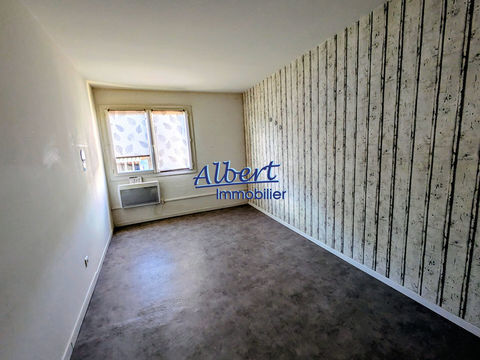 Bureaux Ollioules 29 m2 416 83190 Ollioules