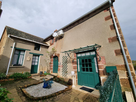   INDRE: Maison avec 3 Chambres au bourg de Chaillac Maison - 5 pi�ce(s) - 125 m�