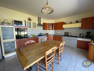  Maison � vendre 7 pi�ces 202 m�