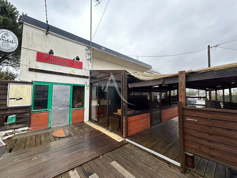 LOCAL COMMERCIAL 108500 44600 Saint nazaire