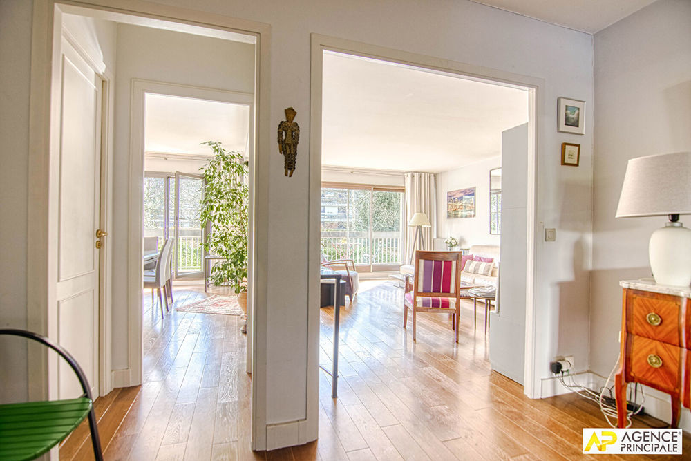 � vendre  Appartement Versailles (78000)