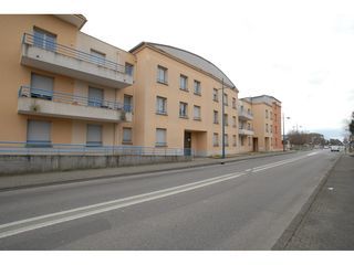  Parking / Garage � louer 