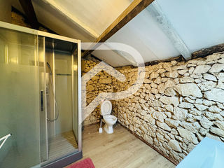  Villa � vendre 15 + pi�ces 789 m�