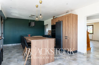  Maison � vendre 6 pi�ces 180 m�