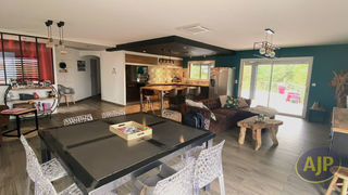  Maison � vendre 7 pi�ces 185 m�