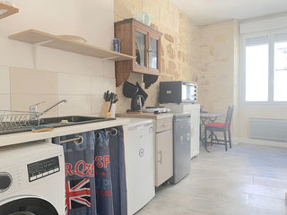  Immeuble � vendre 5 pi�ces 83 m�