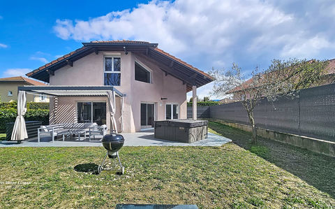   Maison Douvaine 8 pi�ce(s) 190 m2 Maison - 8 pi�ce(s) - 190 m�