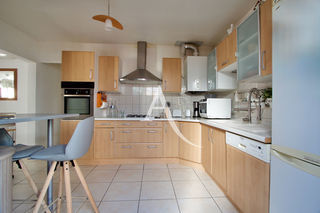  Appartement � vendre 4 pi�ces 99 m�