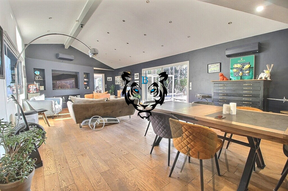 � vendre  Maison Roquebrune-sur-Argens (83520)