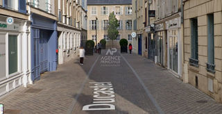  Parking / Garage � louer 