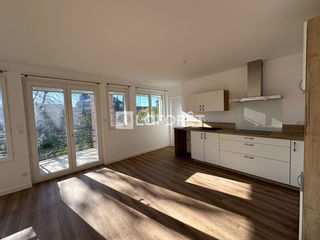  Appartement � louer 4 pi�ces 96 m�