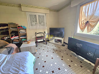  Immeuble � vendre 11 pi�ces 190 m�