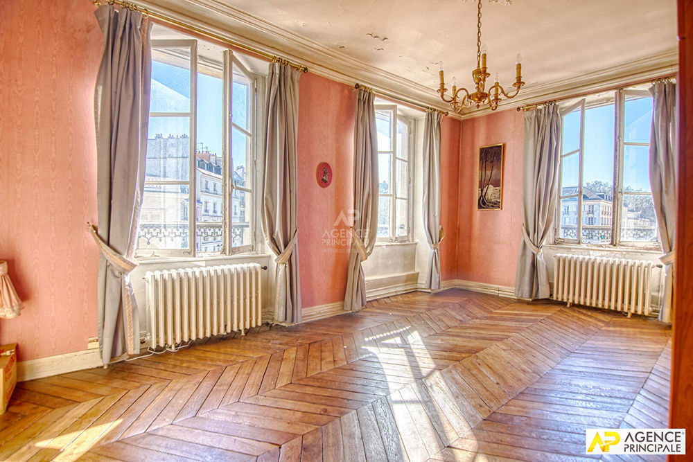 � vendre  Appartement Versailles (78000)